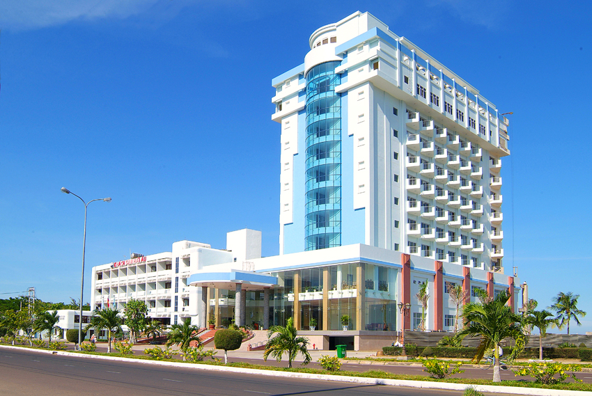 hai au quy nhon Khách sạn nhà nghỉ Quy Nhơn gần Biển